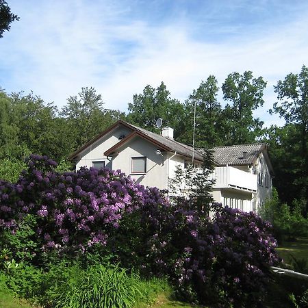 Villa Siesta Эльмхульт Экстерьер фото